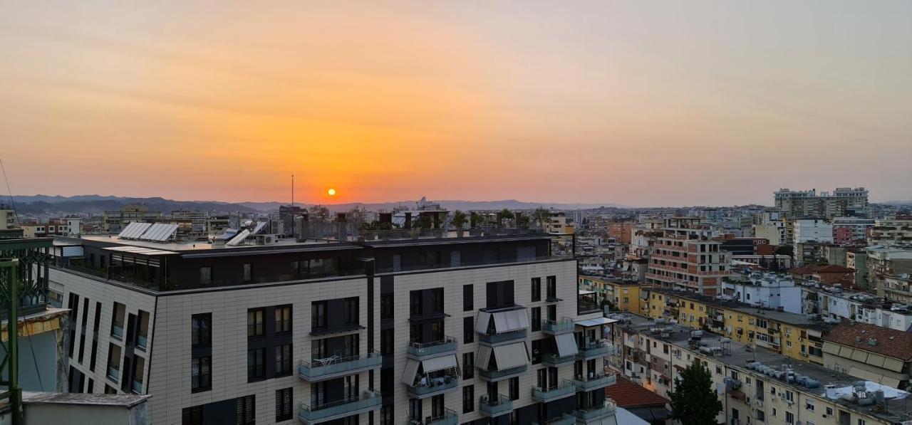 Sky Apartaments City Center 地拉那 外观 照片
