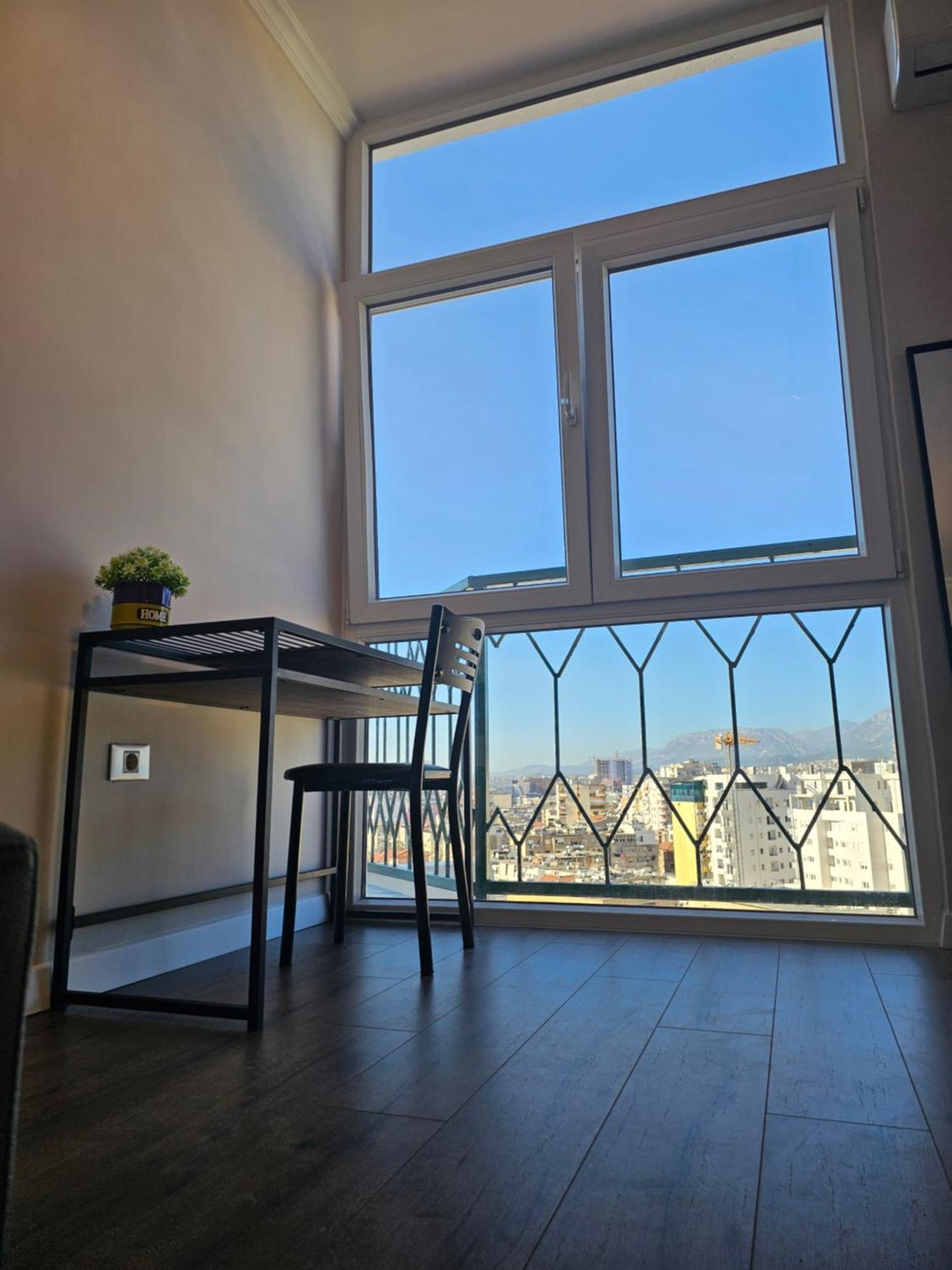 Sky Apartaments City Center 地拉那 外观 照片