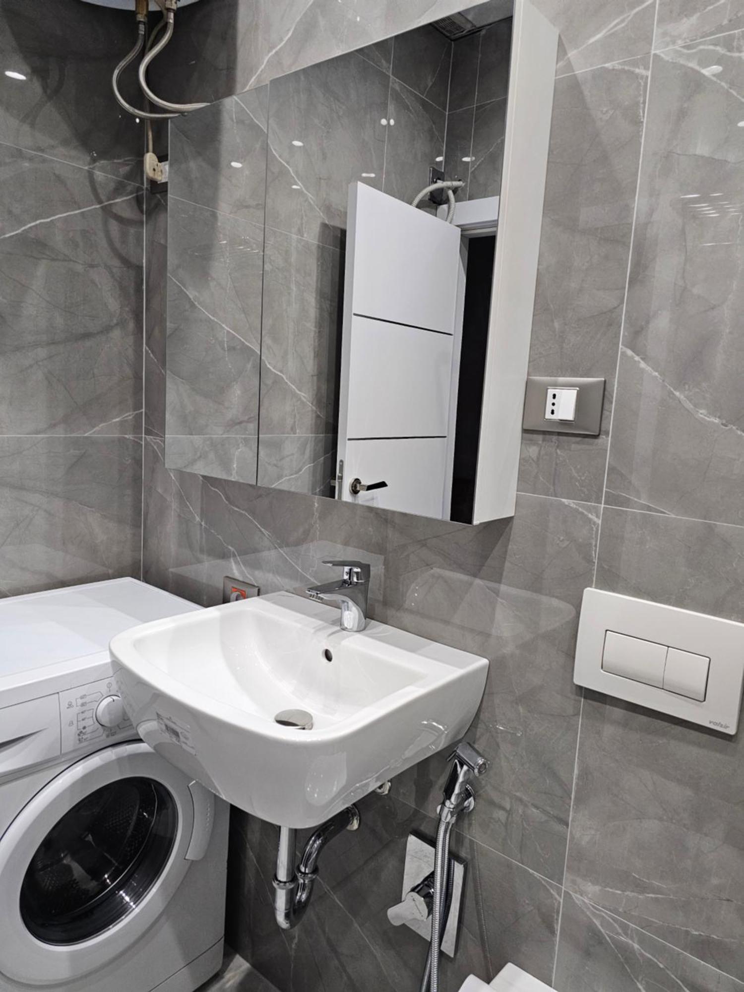 Sky Apartaments City Center 地拉那 外观 照片