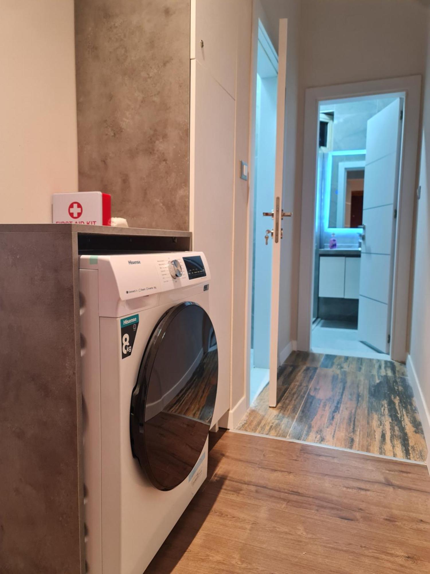 Sky Apartaments City Center 地拉那 外观 照片
